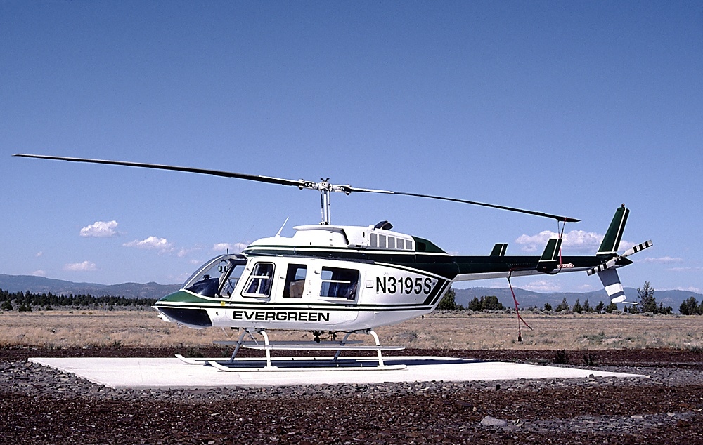 Bell 206L-3 LongRanger. Photo by Ted Quackenbush (Not the actual aircraft involved in the accident. For illustration purposes only. Wikimedia, GFDL 1.2)
