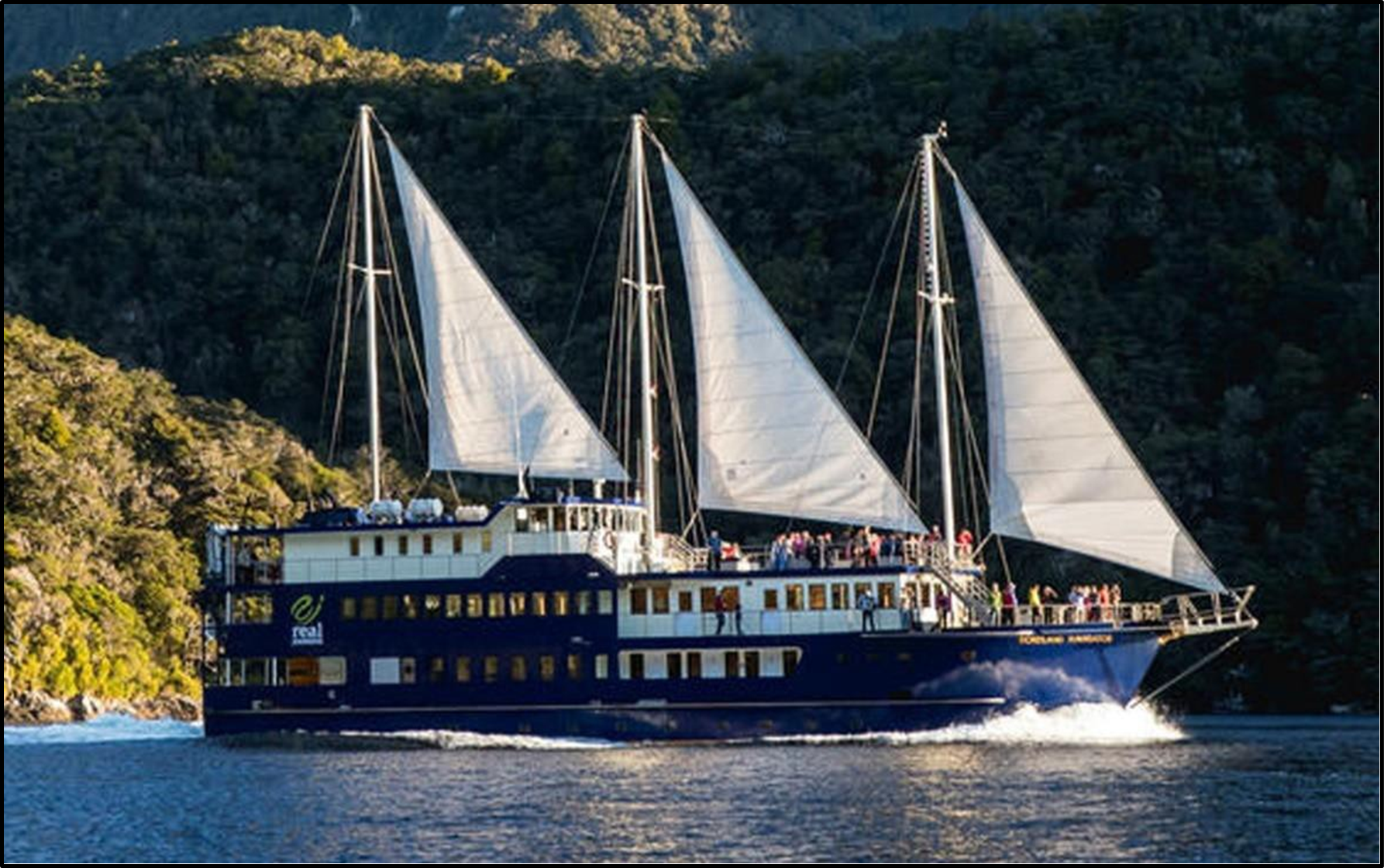 Passenger vessel Fiordland Navigator