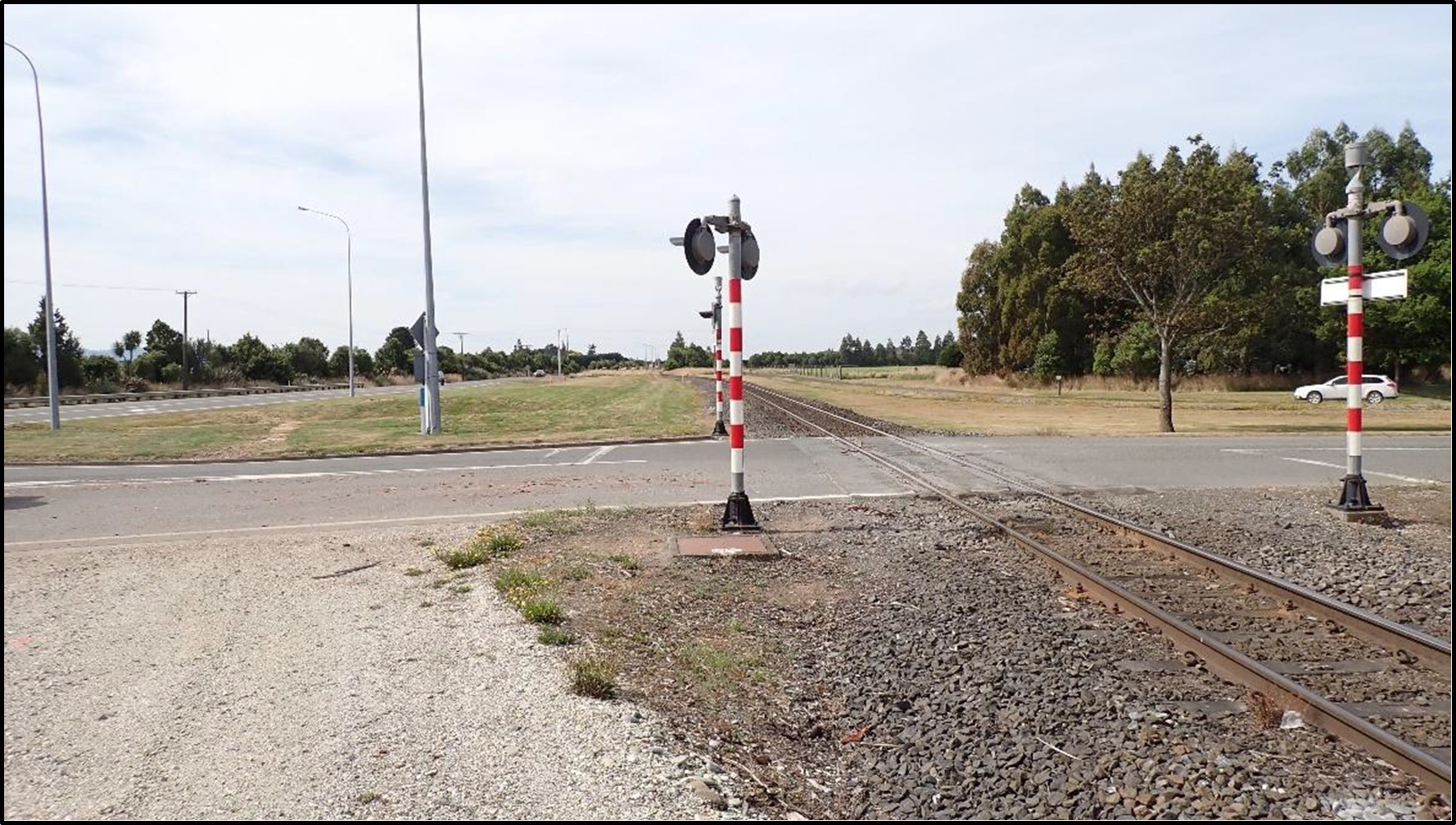 Protection devices in place at the crossing