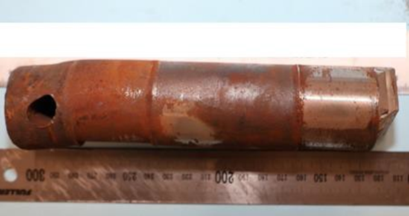 Drawbar pin from AKS coupler that parted