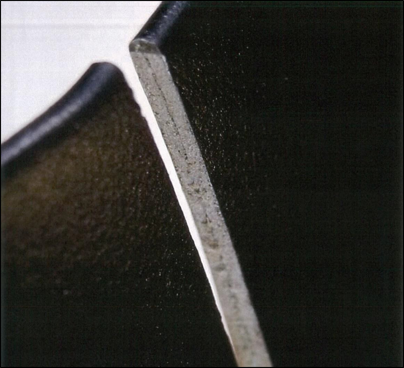 Closer&nbsp;view&nbsp;of&nbsp;crack&nbsp;from&nbsp;underside&nbsp;of&nbsp;trailing&nbsp;edge