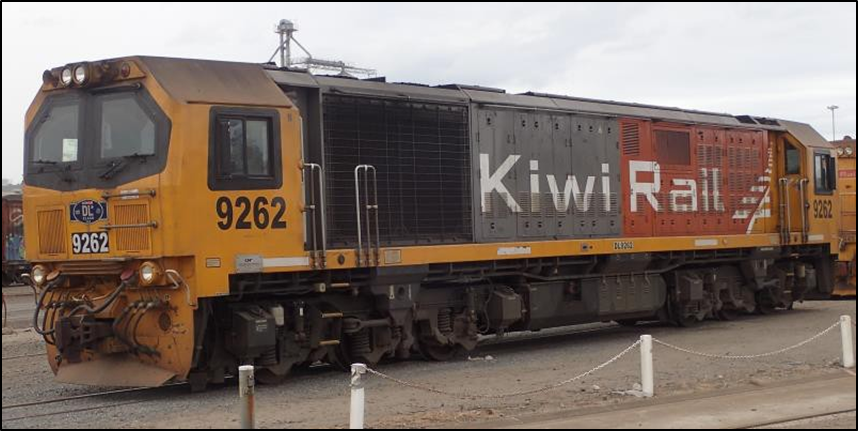 Diesel electric locomotive DL9262