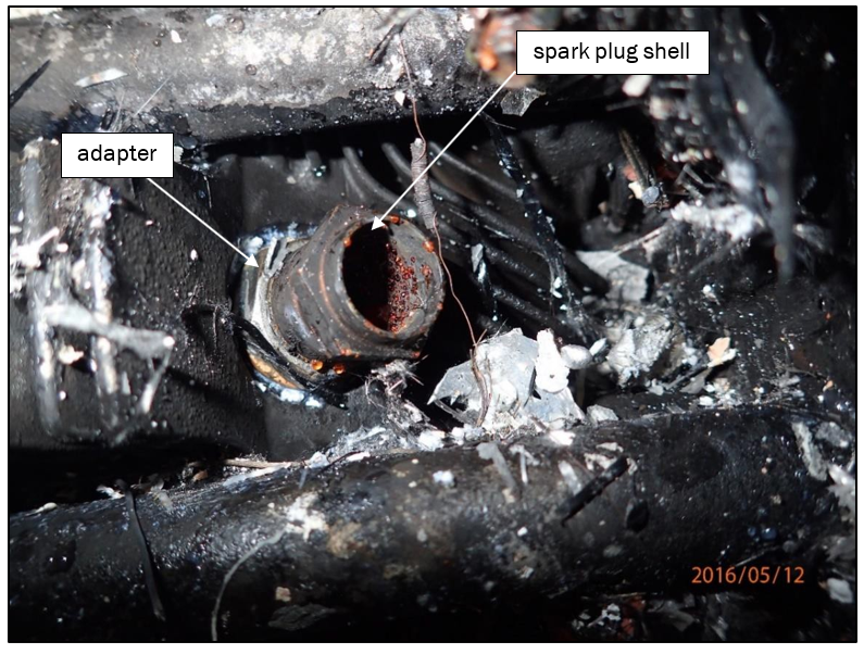 Failed&nbsp;number&nbsp;4&nbsp;cylinder&nbsp;upper&nbsp;spark&nbsp;plug&nbsp;shell