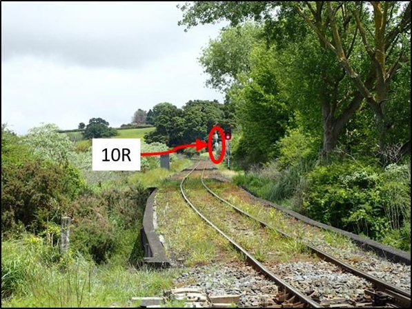 The&nbsp;pilot's&nbsp;view&nbsp;looking&nbsp;back&nbsp;towards&nbsp;the&nbsp;reverse&nbsp;side&nbsp;of&nbsp;Signal&nbsp;10R&nbsp;from&nbsp;11&nbsp;points