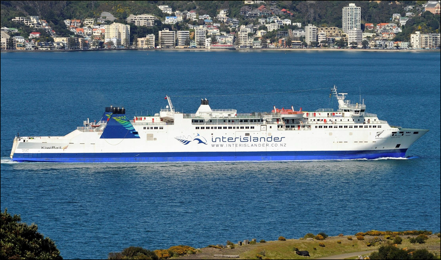 The Aratere in Wellington Harbour