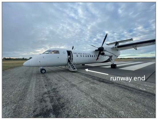 Location of aeroplane after stopping