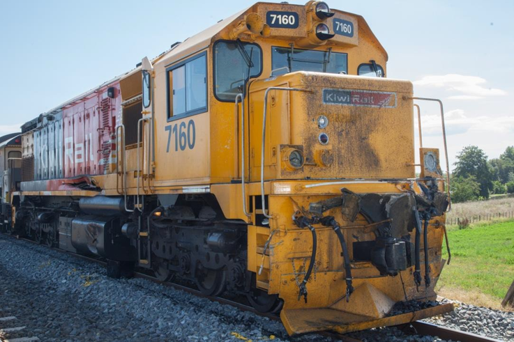 Contact damage to the right side of the locomotive (photograph provided by New Zealand Police)