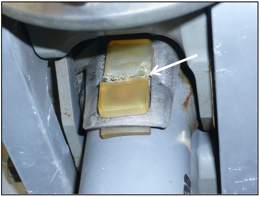 Figure 2 Crushed and split teeter stop