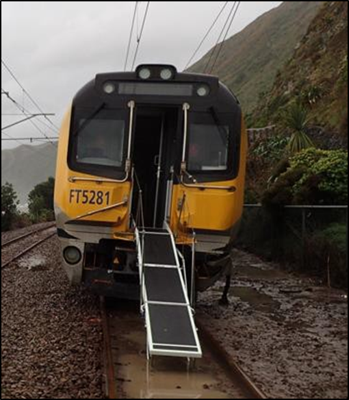 Passenger evacuation egress point from the train (Photographed at about 1215)