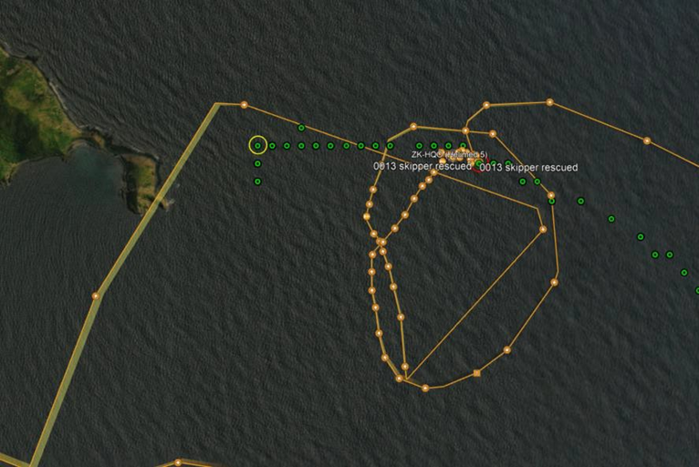 Flight data showing helicopter hovering over EPIRB encoded position (green dots)