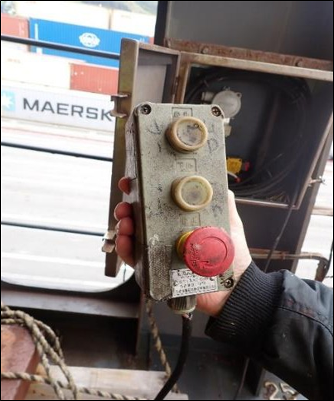 Photo of the accommodation ladder remote control