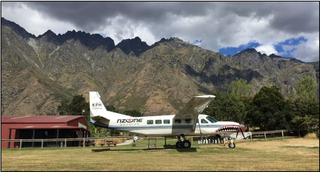 NZONE&nbsp;Queenstown&nbsp;base&nbsp;with&nbsp;the&nbsp;drop&nbsp;plane&nbsp;-&nbsp;Cessna&nbsp;208&nbsp;Caravan&nbsp;ZK-KPH