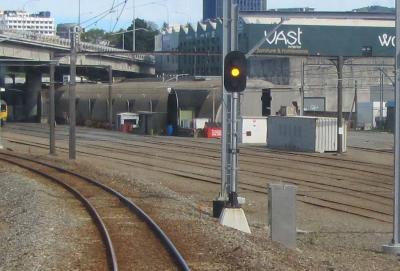 Signal 145 at yellow (heading to Wellington Station). Credit TAIC.